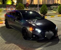 نيسان ألتيما